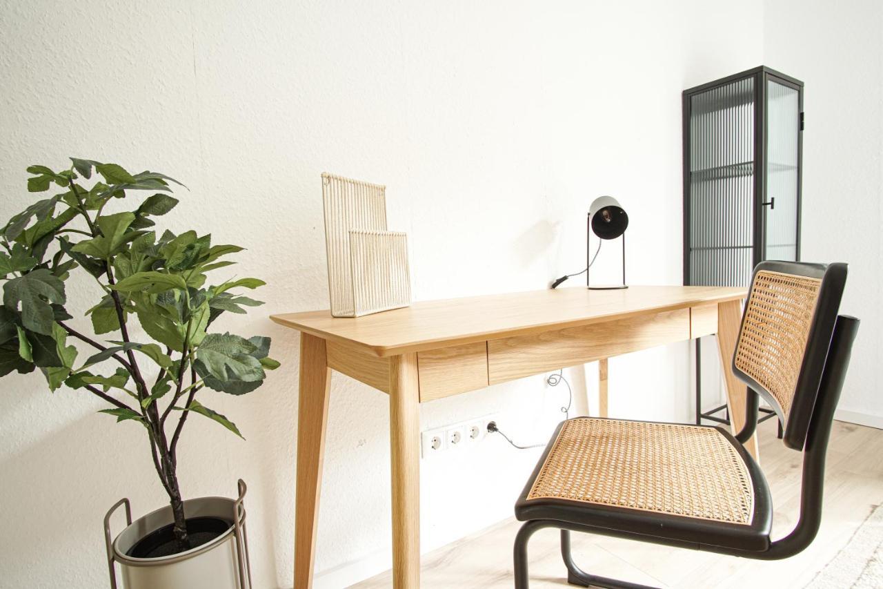 Homefy Feel-Good Apartment - Own Parking, Balcony And Garden Essen Exterior photo